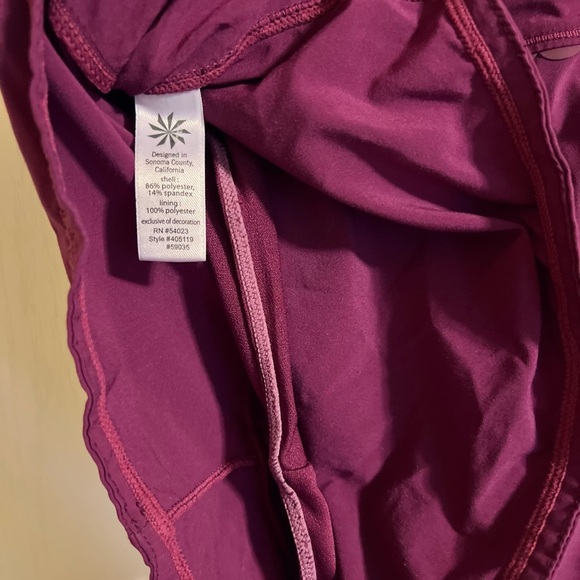 Athleta Home Run Shorts in Raspberry - Picture 8 of 9